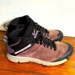 Danner Trail 2650 Hiking Boots Shoes Sz 9.5
